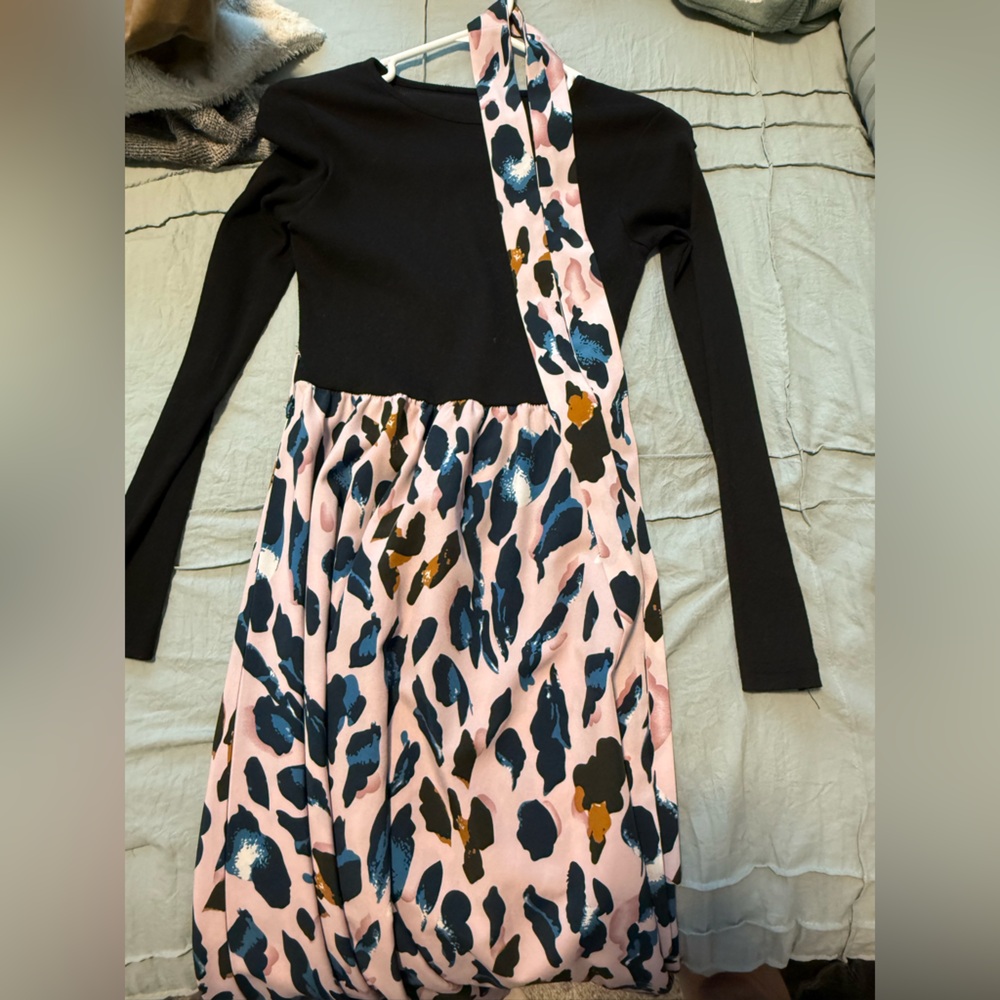 Stylish Black and Pink Midi Dress